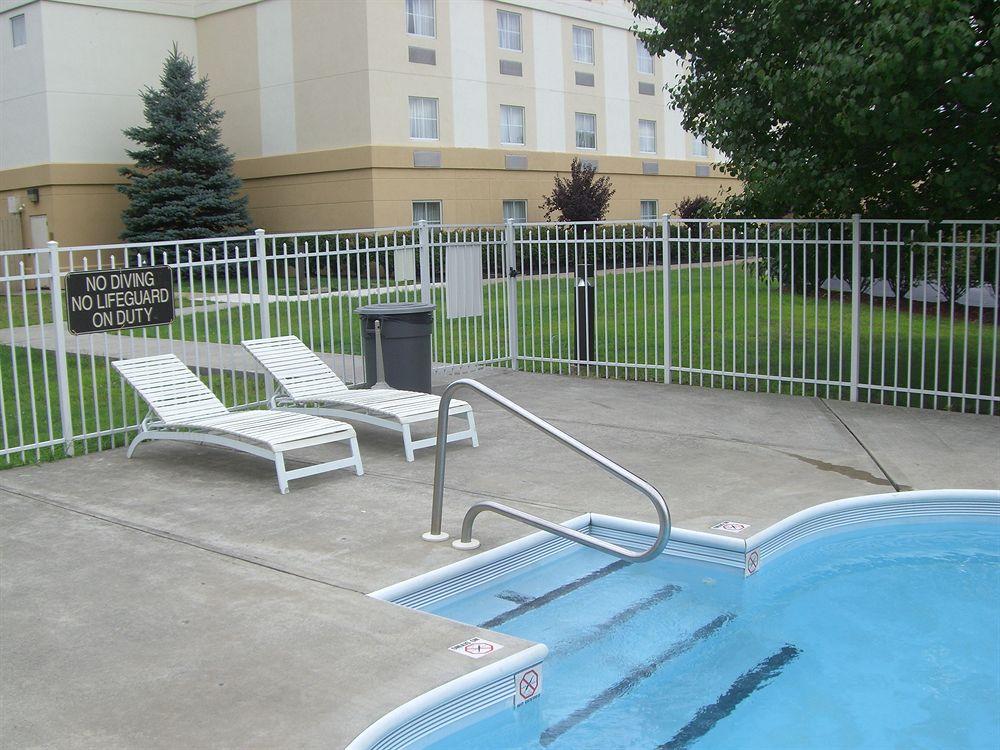 Holiday Inn Express Wilkes Barre Scranton Airport Pet Policy