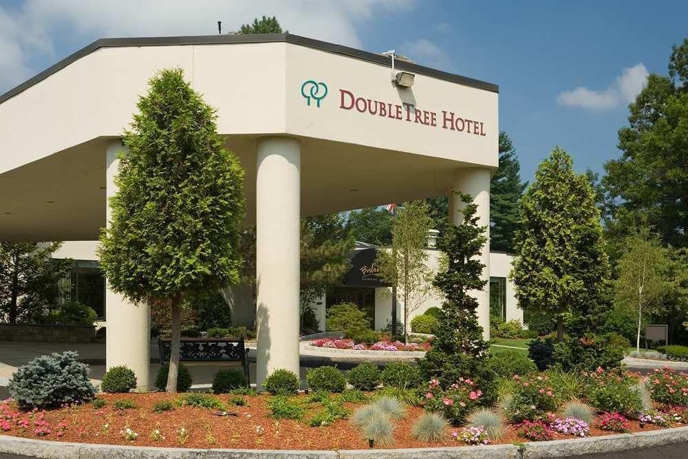 Hotel Pool Picture Of Doubletree By Hilton Hotel Boston Bedford Glen Tripadvisor