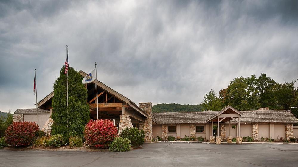 Best Western Mountain Lodge At Banner Elk Pet Policy