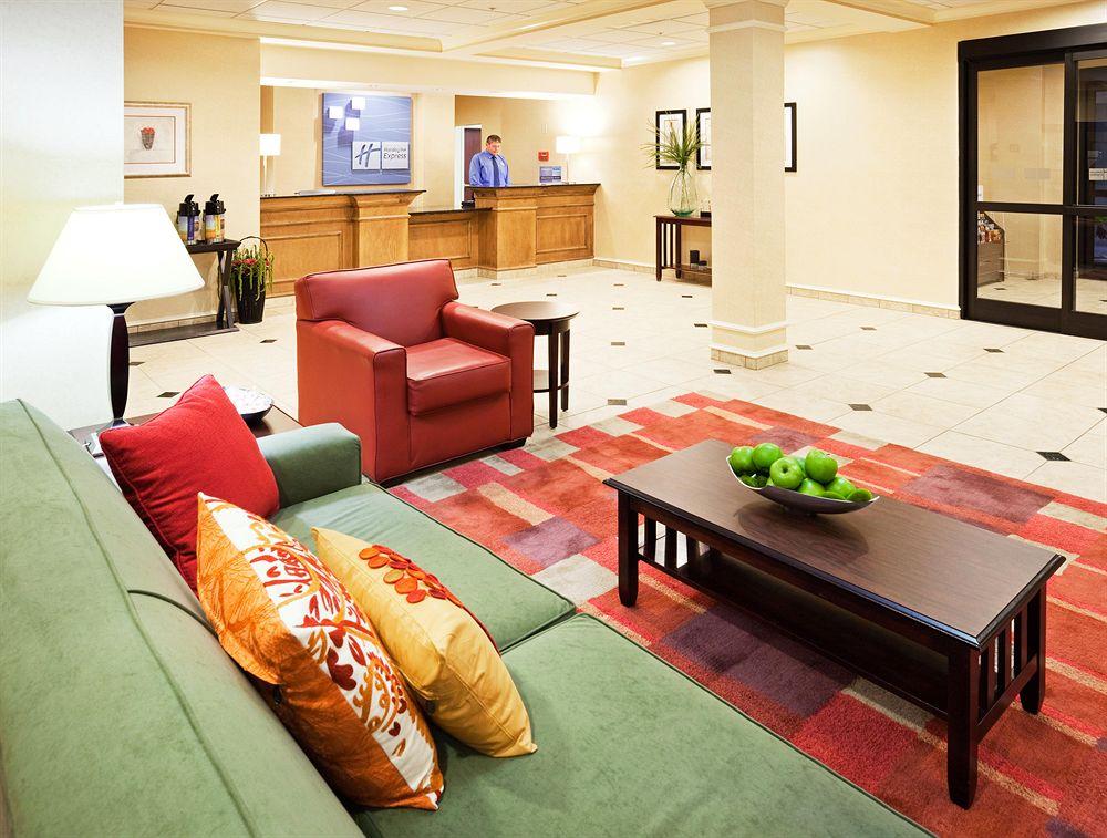 picture Holiday Inn Express Strawberry Plains Knoxville Tennessee 