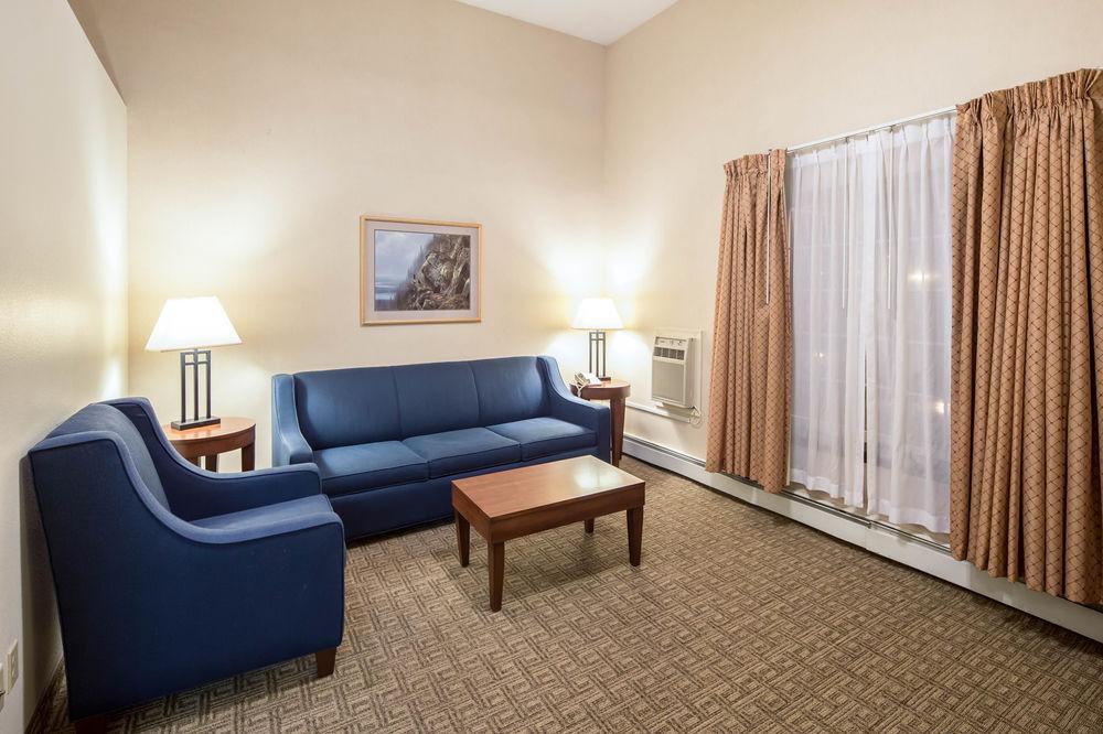 Comfort Inn Ship Creek Pet Policy