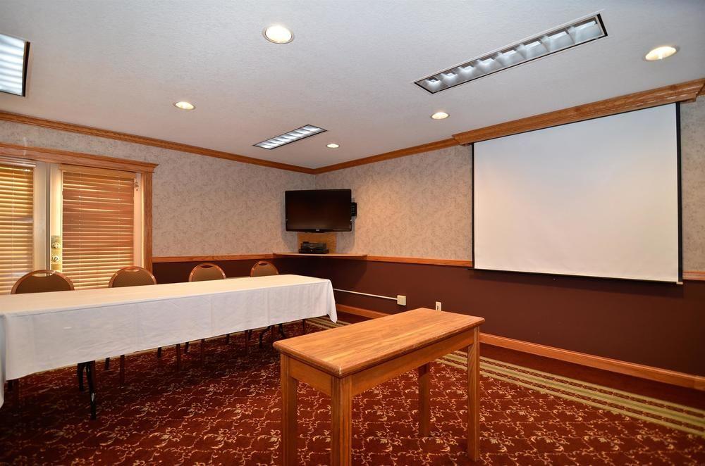 Pet Friendly Hotels in Ames, IA BringFido