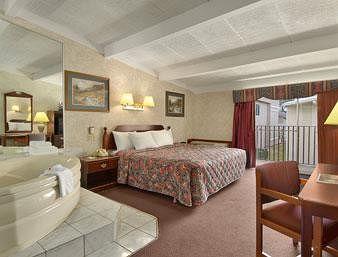 Days Inn Ann Arbor Pet Policy