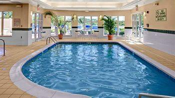 Hilton Garden Inn Akron Canton Airport Pet Policy