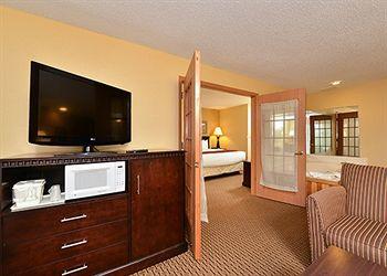 Comfort Suites Portage Pet Policy