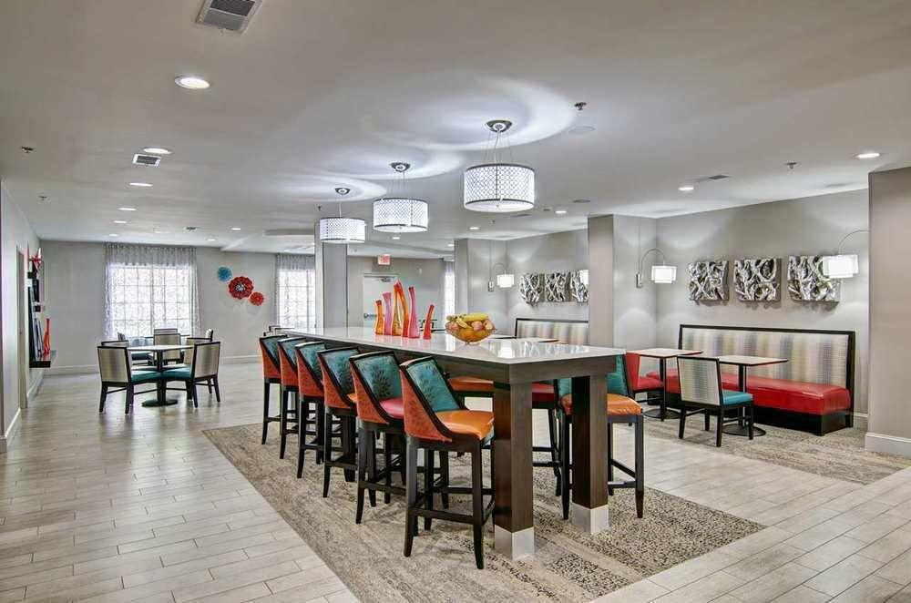 Holiday Inn Salem Roanoke Pet Policy