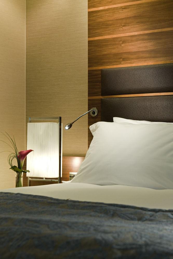 Sofitel London Heathrow Pet Policy