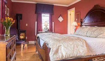 Victorian Ladies Inn Pet Policy