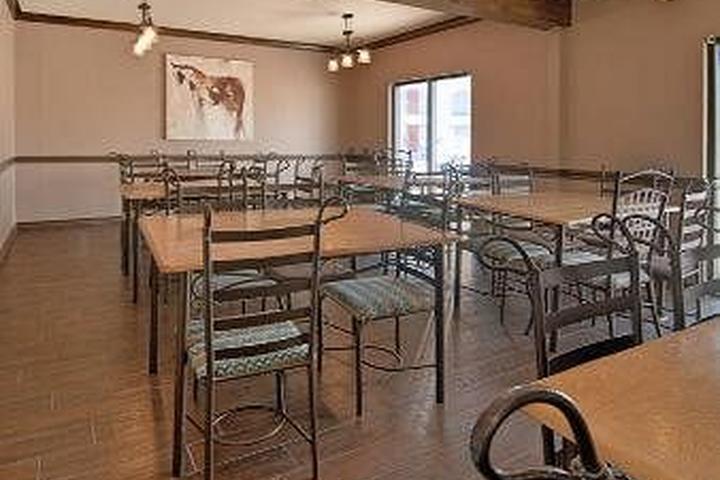 Pet Friendly Hotels in Sonora, TX - BringFido