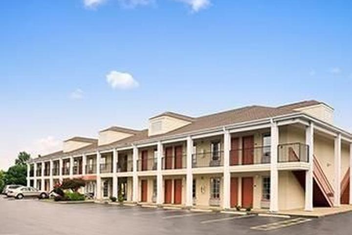 Pet Friendly Hotels In Garner Nc Bringfido