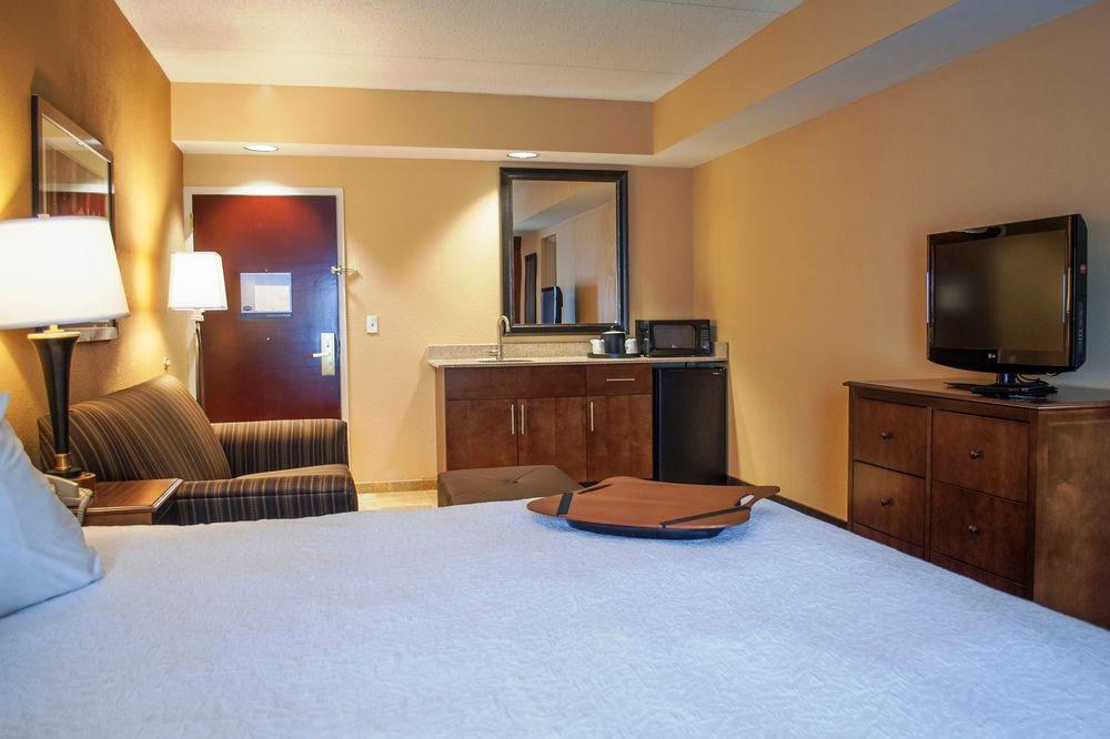 Hampton Inn Carlisle Pet Policy