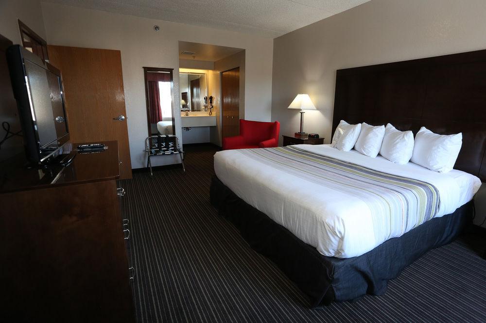 Country Inn Suites Cookeville Pet Policy