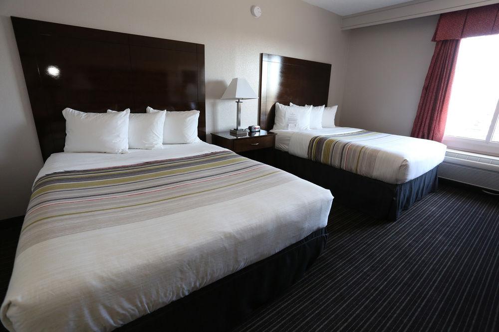 Country Inn & Suites by Radisson Cookeville Pet Policy