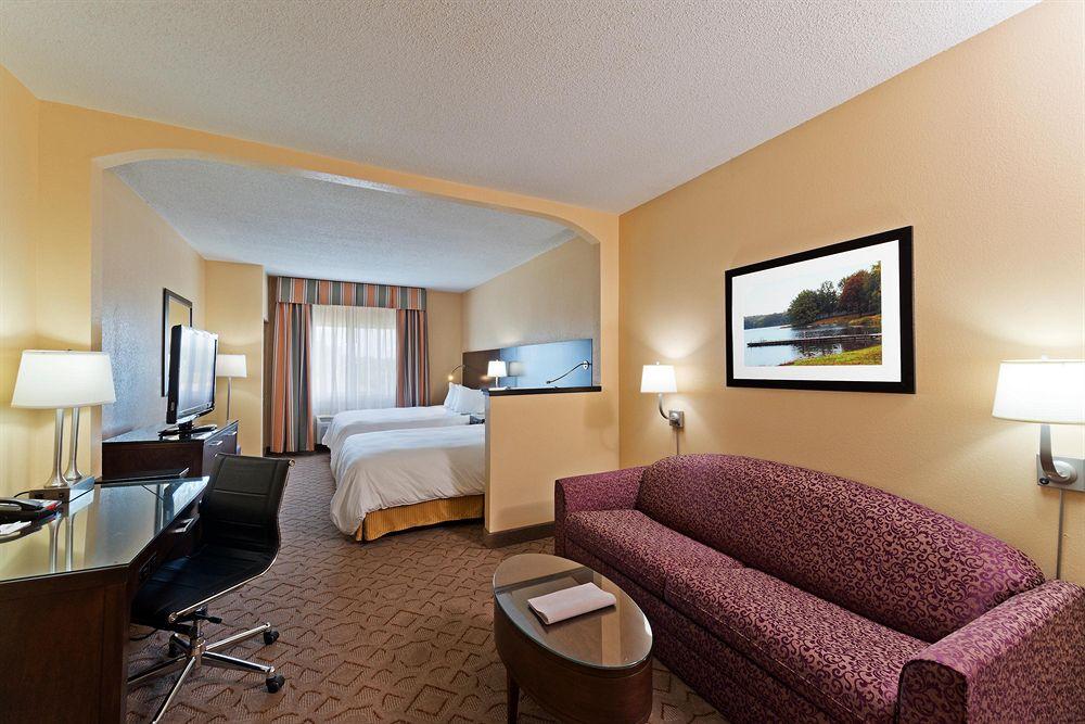 Radisson Hotel Conference Center Rockford Pet Policy