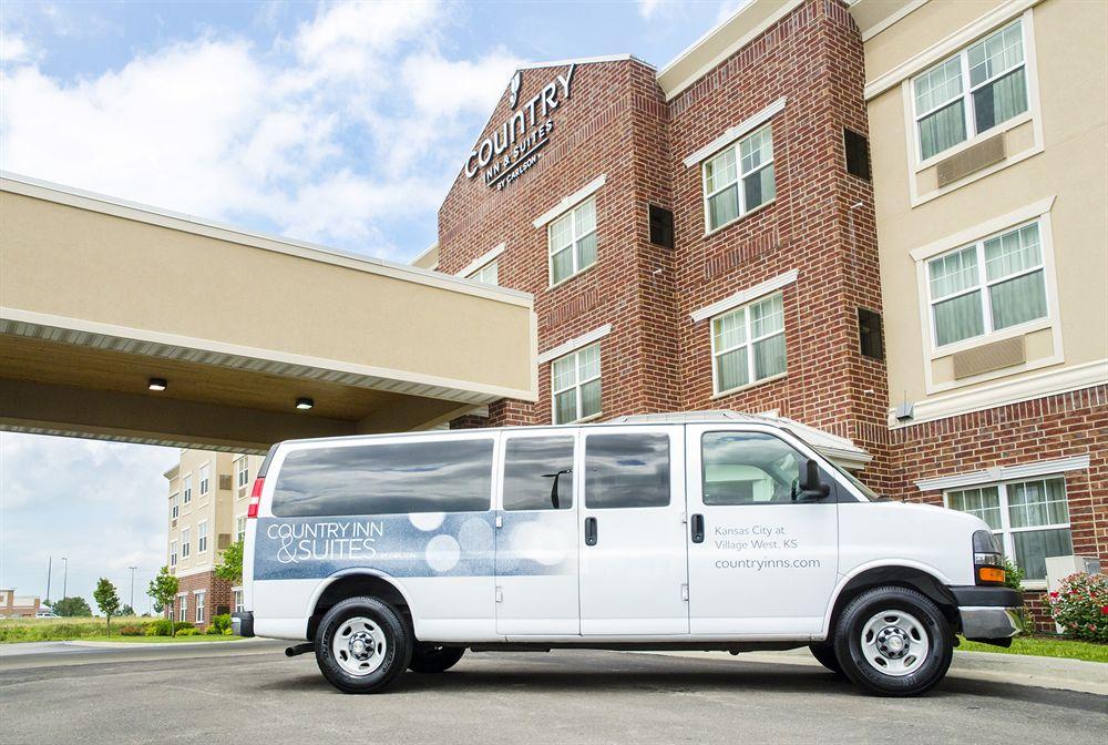 Country Inn Suites By Carlson Kansas City At Village West Ks Pet Policy