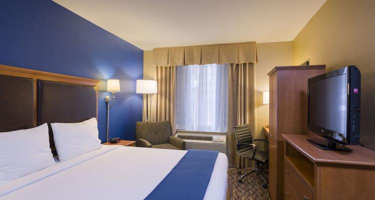 Holiday Inn Express Nyc Madison Square Garden Pet Policy