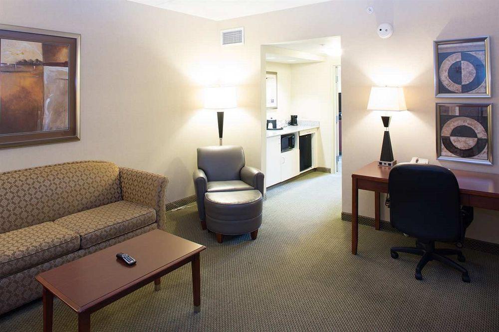 Hampton Inn Sayre Pet Policy