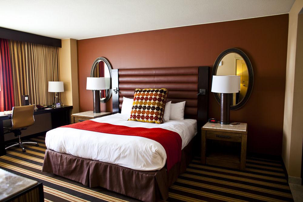 Overton Hotel Pet Policy