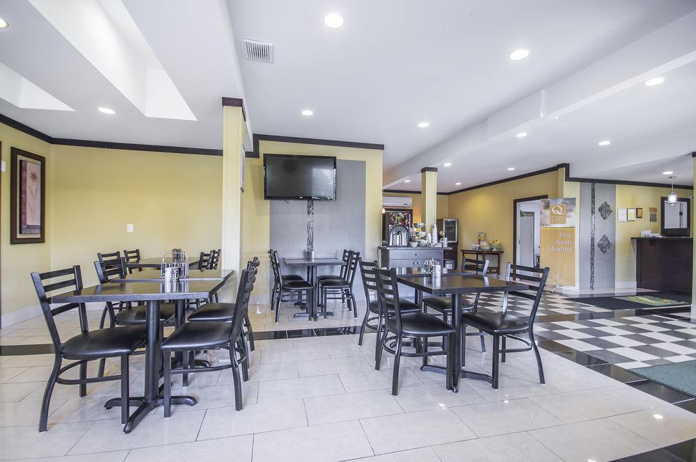 Quality Inn Pet Policy