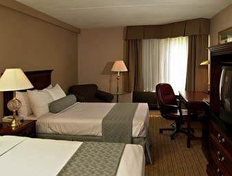 Pet Friendly Hotels In Horsham Pa Bringfido