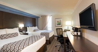 Crowne Plaza Toronto Airport Pet Policy