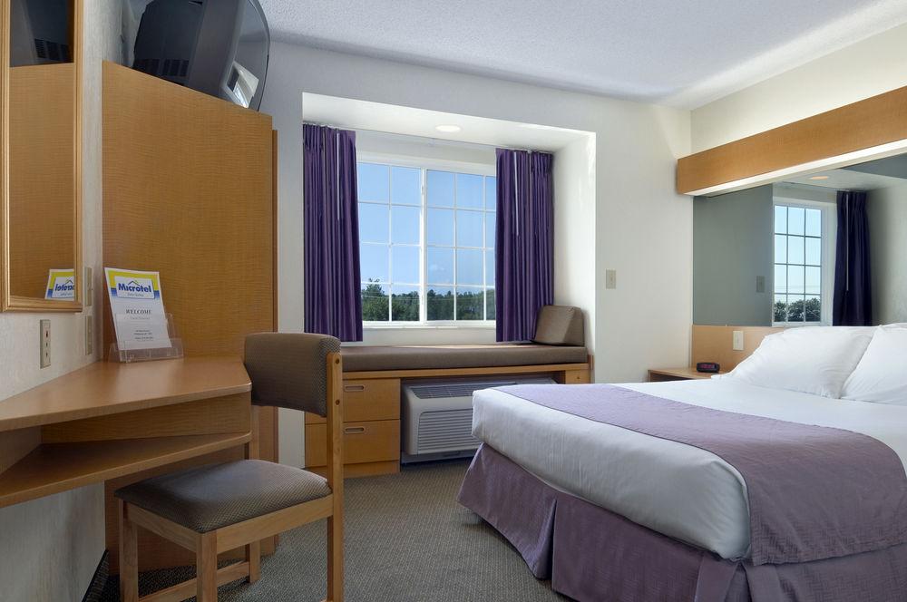 Microtel Inn Suites By Wyndham Plattsburgh Pet Policy