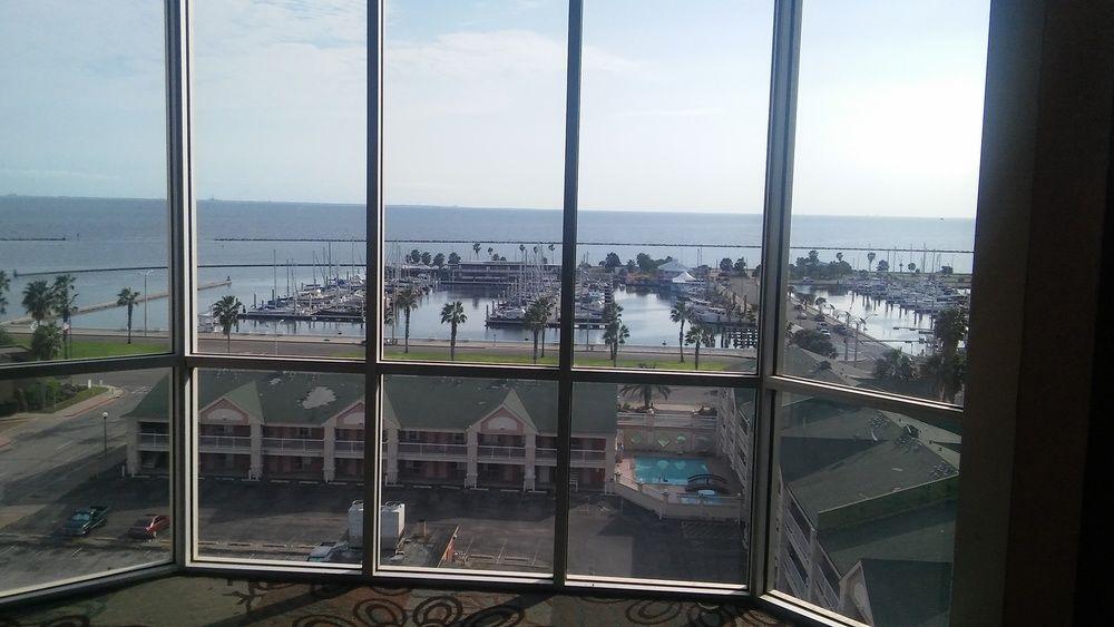Hotel Corpus Christi Bayfront Pet Policy