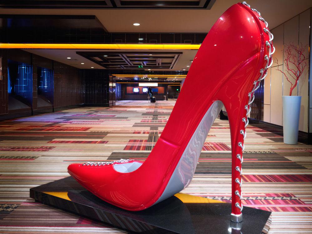 The Cosmopolitan of Las Vegas Pet Policy