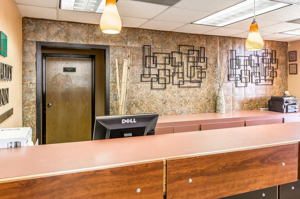 Quality Inn Perry Pet Policy