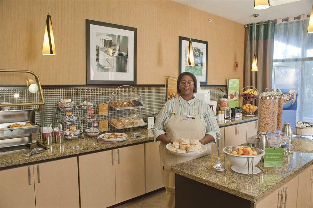 Hampton Inn Palm Beach Gardens Pet Policy