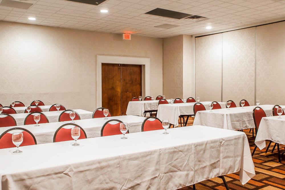 Quality Inn Fort Dodge Pet Policy