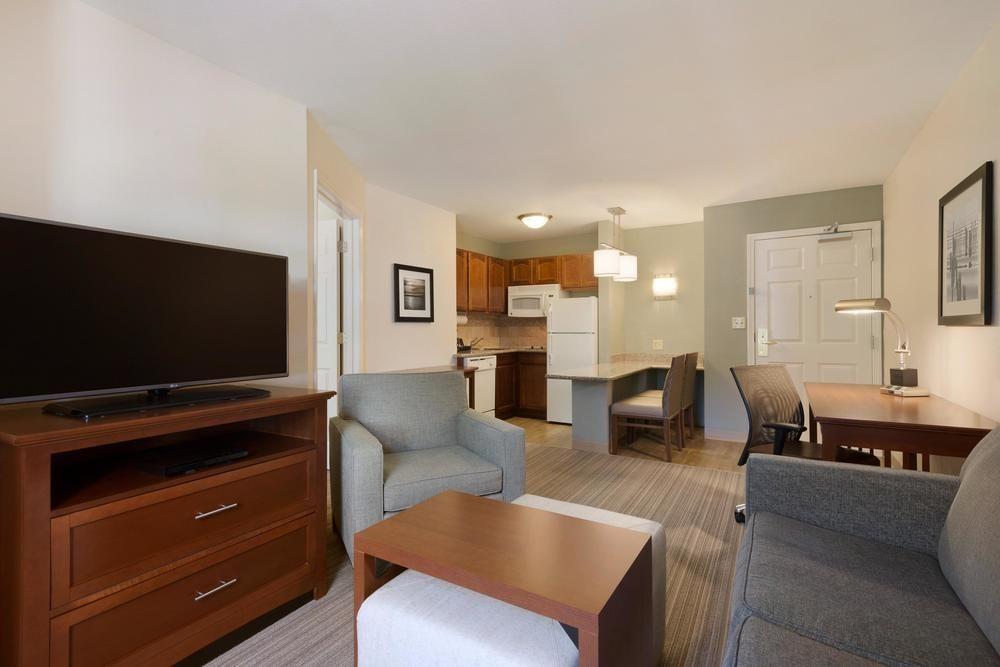 Homewood Suites By Hilton Jacksonville Deerwood Park Pet Policy