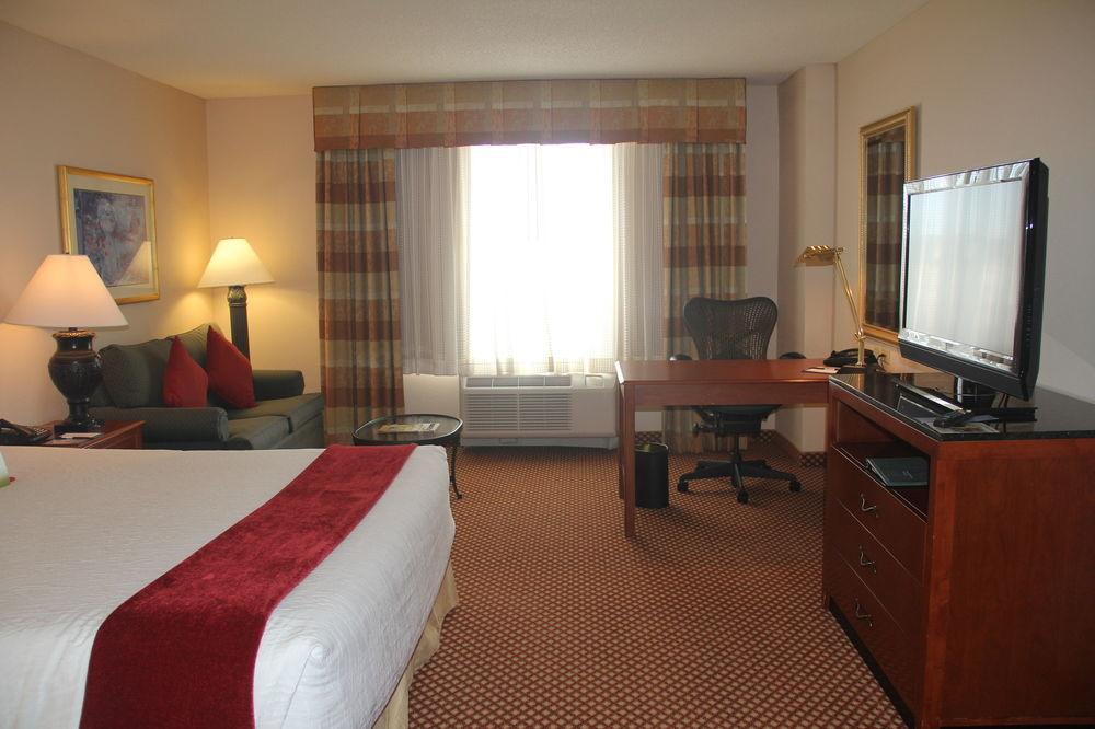 Hilton Garden Inn Denver Airport Pet Policy