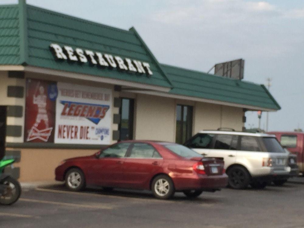 Quality Inn & Suites Salina Pet Policy