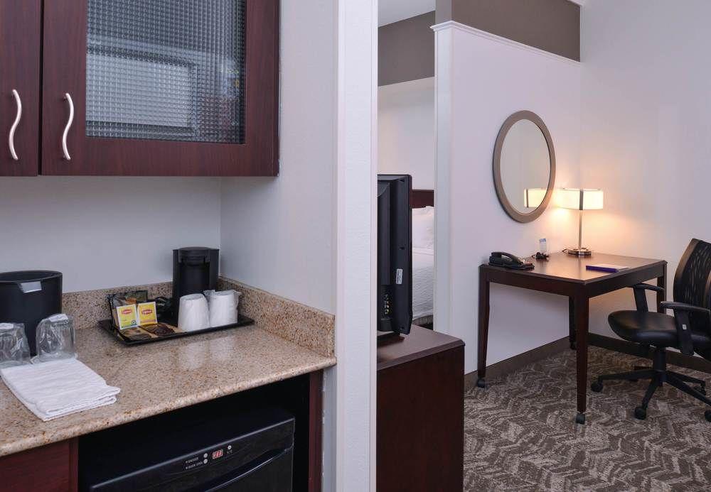 SpringHill Suites by Marriott Oklahoma City Airport Pet Policy