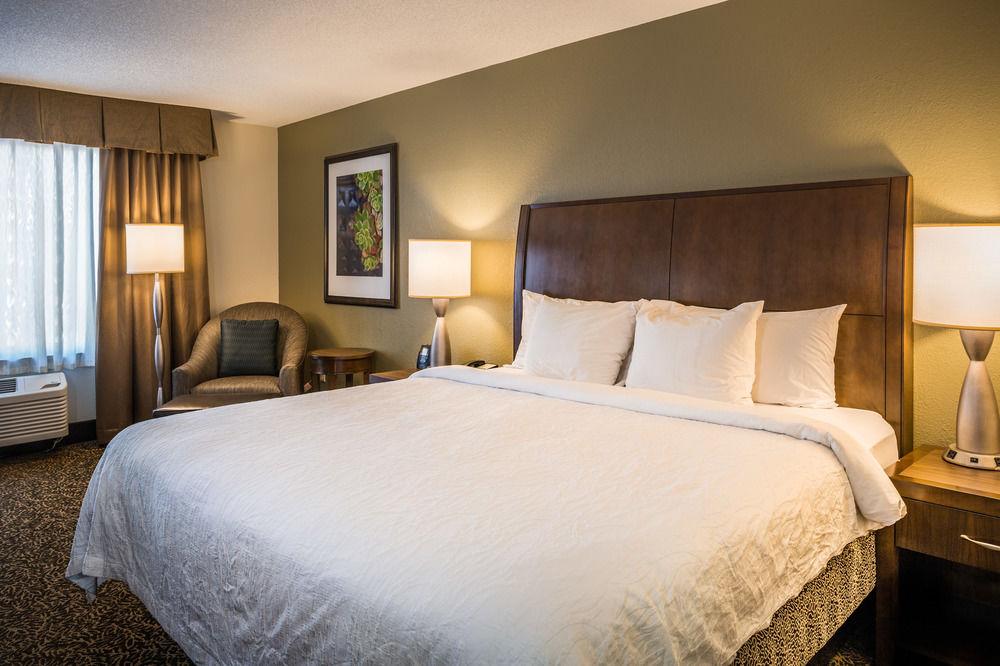 Hilton Garden Inn Richmond Innsbrook Pet Policy