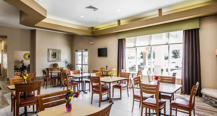 Quality Inn Williams Pet Policy