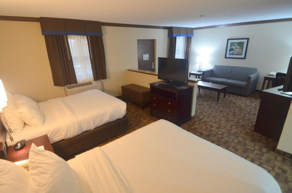 Quality Inn Suites Quakertown Pet Policy
