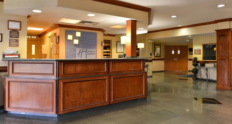 Holiday inn express hotel suites southfield detroit united states