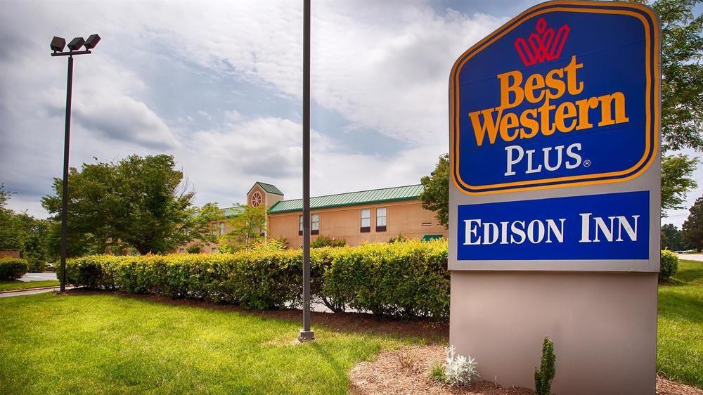 Best Western Plus Edison Inn Pet Policy