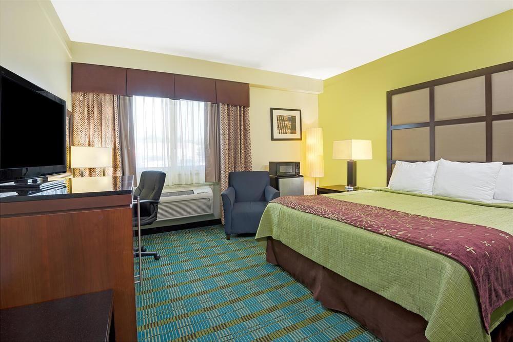 Days Inn Southington Pet Policy