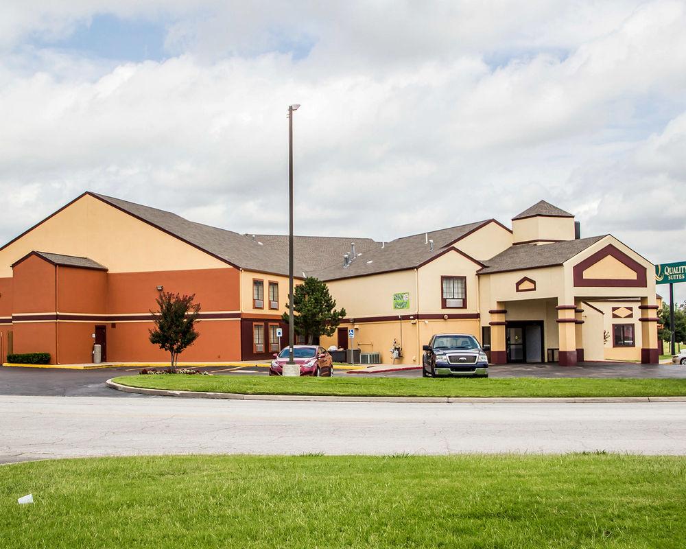 Quality Suites I44 Tulsa Pet Policy