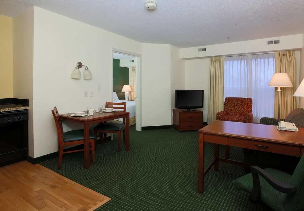 Pet Friendly Hotels In Exton Pa Bringfido