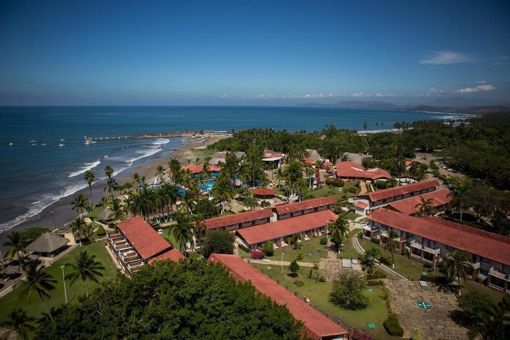 Qualton Club Ixtapa Pet Policy