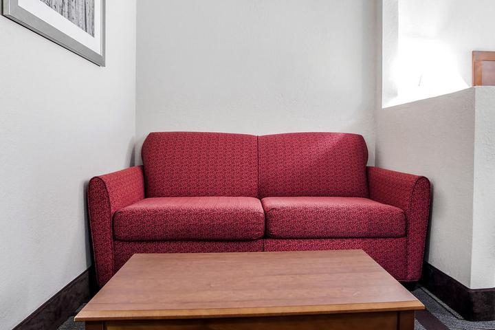 Pet Friendly Hotels In Platte City Mo Bringfido