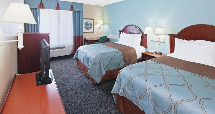 La Quinta Inn Suites Houston Clay Road Pet Policy