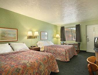Pet Friendly Hotels In Hays Ks Bringfido