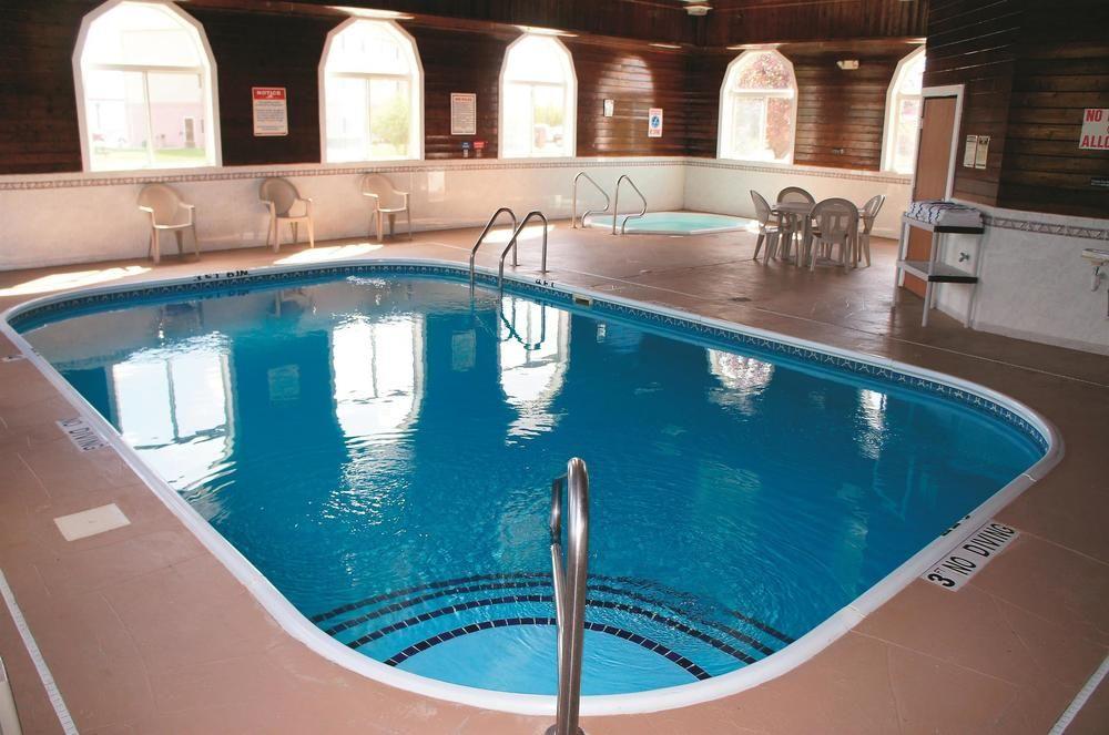 La Quinta Inn Peru Starved Rock State Park Pet Policy