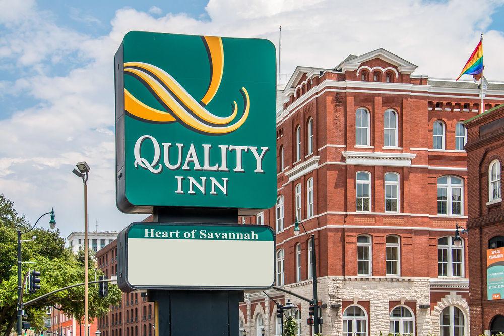 Quality Inn Savannah Historic District Is Pet Friendly