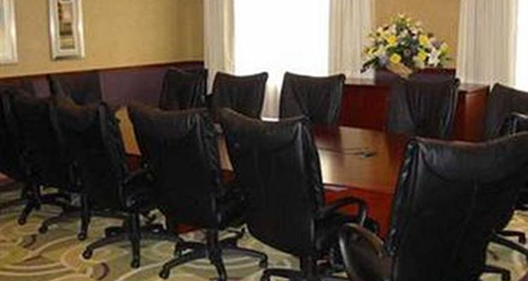 Hilton Garden Inn Detroit Downtown Pet Policy